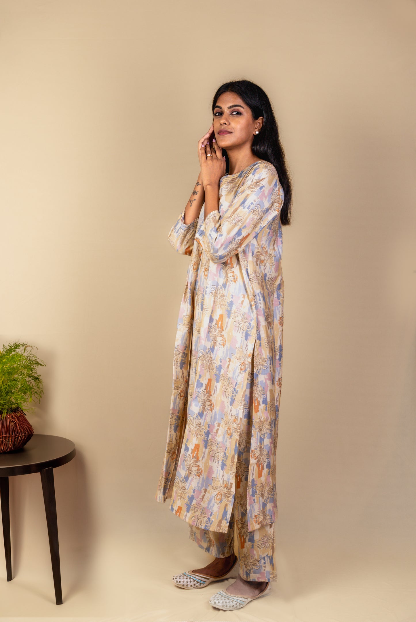 Abstract Floral Chanderi Silk Kurta Set
